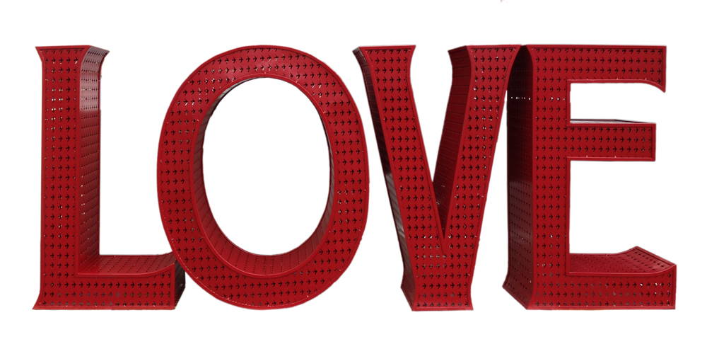 Laura Kimpton, LOVE, 2015. Welded steel sculpture with bird cutouts, 6 feet high : Photo © Laura Kimpton