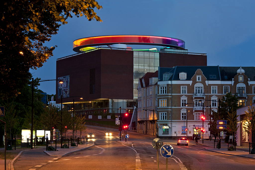 Your Rainbow Panorama ARoS Art Museum by Olafur Eliasson, 2011 : Photo © Ole Hein Pedersen