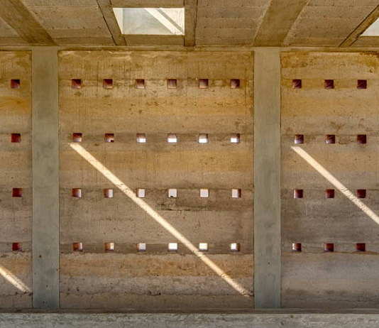 Industria Palenque Milagrito de Ambrosi | Etchegaray representa a México en la X BIAU en Sao Paulo : Fotografía © Rafael Gamo