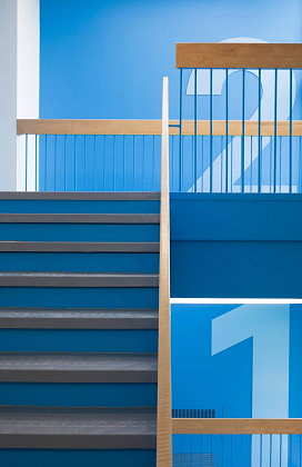 Sainte-Anne Academy Principal stairway : Photo credit © Maxime Brouillet