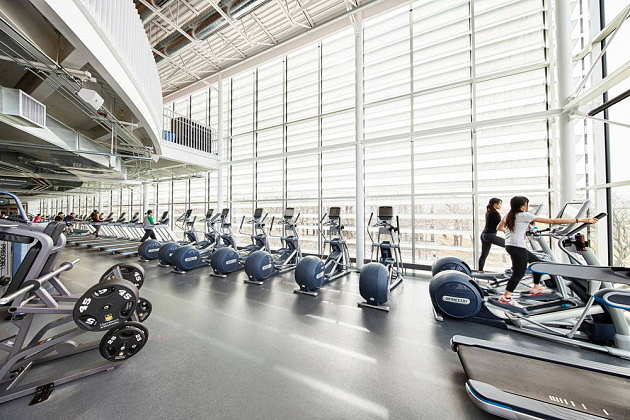 Active Living Centre at the University of Manitoba by Cibinel Architecture and Batteriid Architects : Photo © Jerry Grajewski