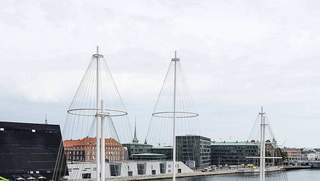 Olafur Eliasson Cirkelbroen, 2015 25 x 19.6 x 39.3 m Christianshavns Kanal, Copenhagen, 2015 : Photo: Anders Sune Berg, for Nordea-fonden A gift from Nordea-fonden to the city of Copenhagen © Olafur Eliasson