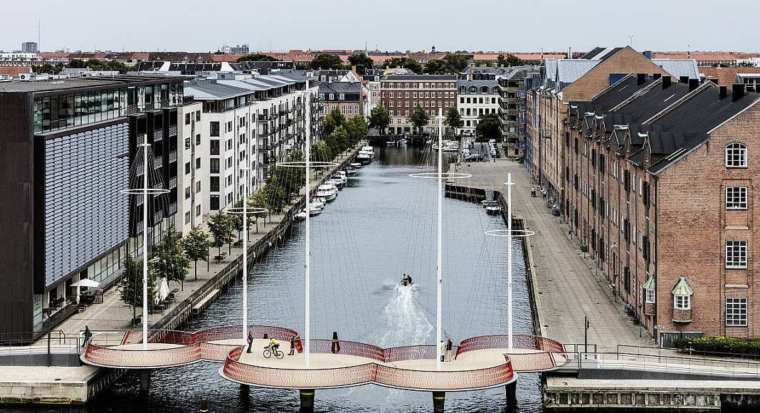 Olafur Eliasson Cirkelbroen, 2015 25 x 19.6 x 39.3 m Christianshavns Kanal, Copenhagen, 2015 : Photo: Anders Sune Berg, for Nordea-fonden A gift from Nordea-fonden to the city of Copenhagen © Olafur Eliasson