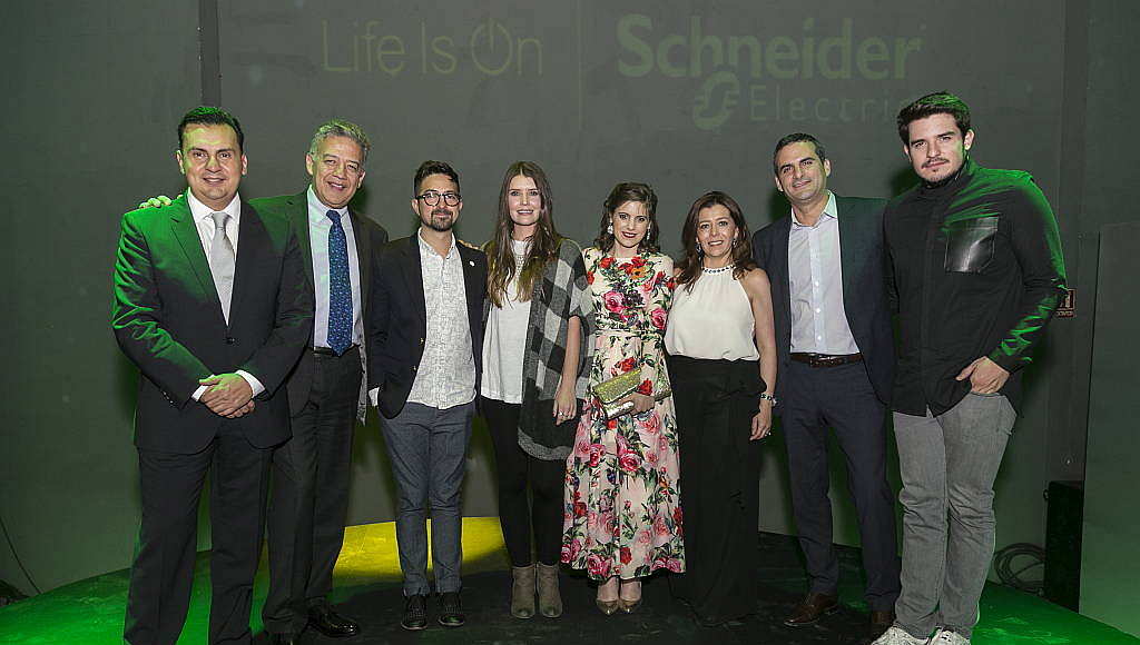 Personalidades durante el lanzamiento de la línea Orion de Schneider Electric México en el Foro Masaryk : Fotografía © Schneider Electric México