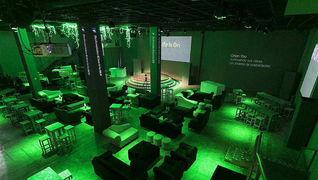 Lanzamiento de la línea Orion de Schneider Electric México en el Foro Masaryk : Fotografía © Schneider Electric México