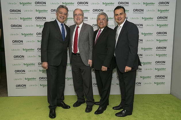 Personalidades durante el lanzamiento de la línea Orion de Schneider Electric México en el Foro Masaryk : Fotografía © Schneider Electric México