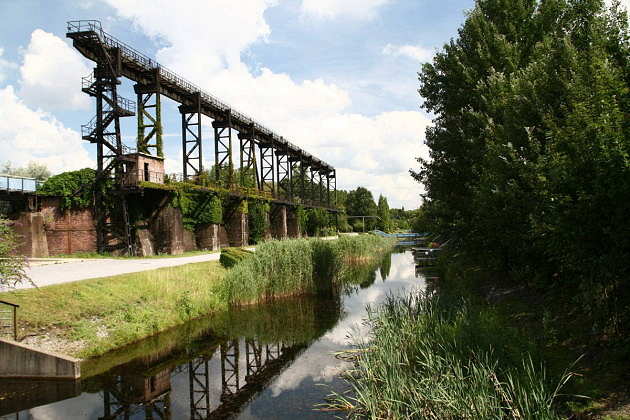 Landscape Park Duisburg Nord, Metamorphosis of the blast furnace plant Thyssen-Meiderich, 1990 - 2002 : Photo © Latz + Partner