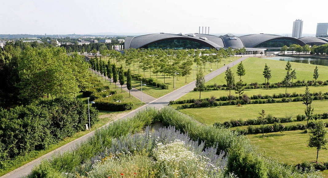 Plateau de Kirchberg, Luxembourg - Parc Central, Urban, landscape and artistic renewal of the European town, since 1991 : Photo © Michael Latz