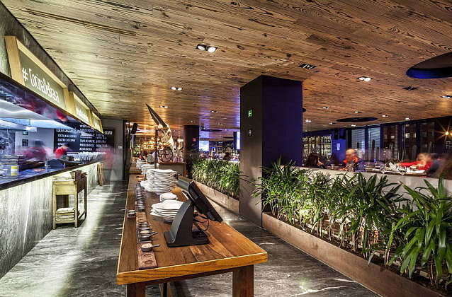 Sonora Grill Prime Monterrey por Pasquinel Studio : Fotografía © Arq. Paul Czitrom