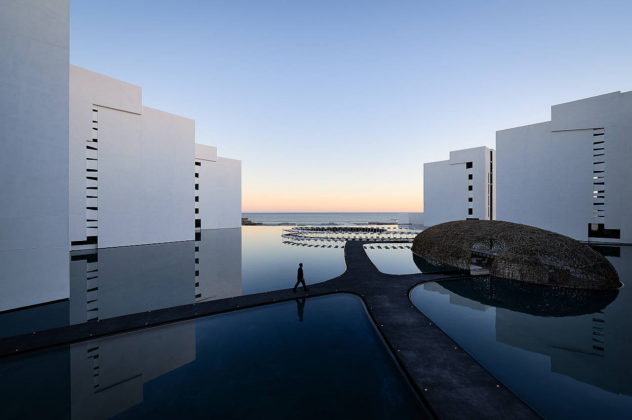 Mar Adentro Hotel and Residences, diseñado por el arquitecto Mexicano Miguel Ángel Aragonés en Los Cabos, BCS: Fotografía © Mar Adentro Hotel and Residences