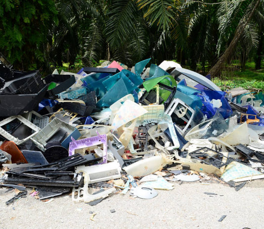 Dumping site image in Malaysia July 2012 : Photo © MIT Senseable City Lab