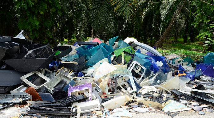 Investigando el flujo global de los desechos electrónicos Dumping site image in Malaysia July 2012 : Photo © MIT Senseable City Lab