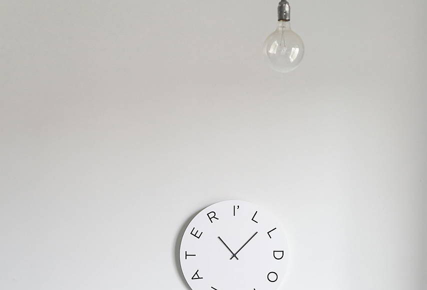 Mood Clocks I'll do it later by Paula Design Studio : Photo © Matteo Cavalieri