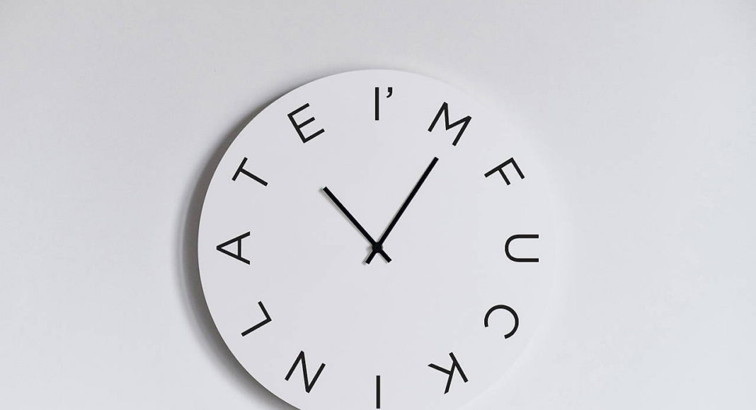 Mood Clocks Im fucking late by Paula Design Studio : Photo © Matteo Cavalieri