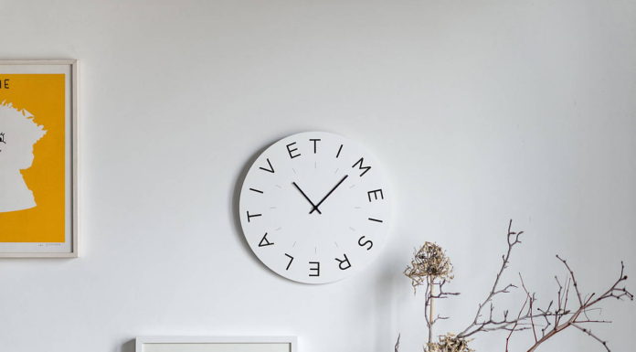 Mood Clocks Time es relative by Paula Design Studio : Photo © Matteo Cavalieri