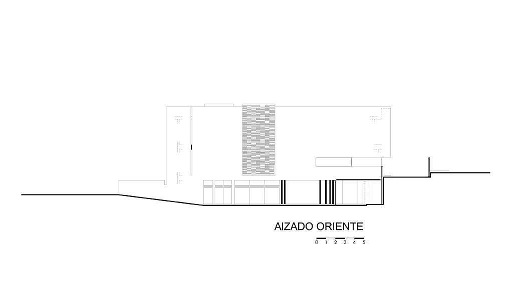 Alzado Oriente del proyecto ejecutivo para la CasaBlanca : Dibujo © Agraz Arquitectos