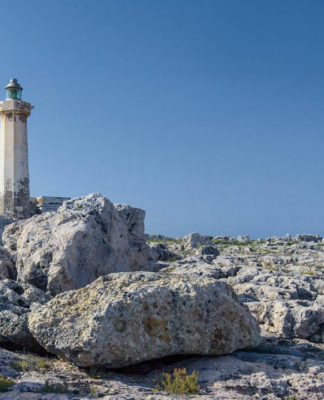 Proyectos Ganadores del Concurso Lighthouse Sea Hotel Young Architects Competitions - Lighthouse Sea Hotel Competition Results : Photo © YAC