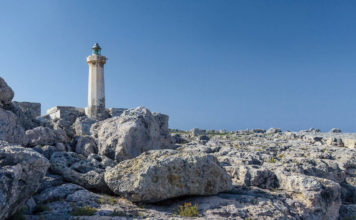 Proyectos Ganadores del Concurso Lighthouse Sea Hotel Young Architects Competitions - Lighthouse Sea Hotel Competition Results : Photo © YAC