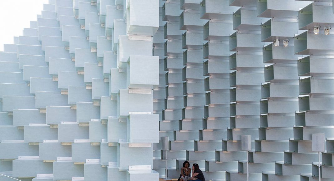 Serpentine Pavilion 2016 designed by Bjarke Ingels Group (BIG); (10 June – 9 October) : Photo © Iwan Baan