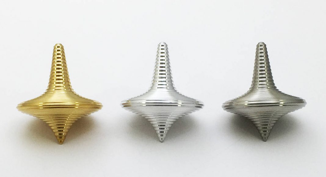 Zen Spinning Top Collection - Precisos, Durables, Atemporales : Photo © ENSSO