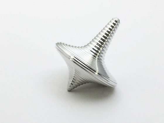 Zen Spinning Top - Aluminium : Photo © ENSSO
