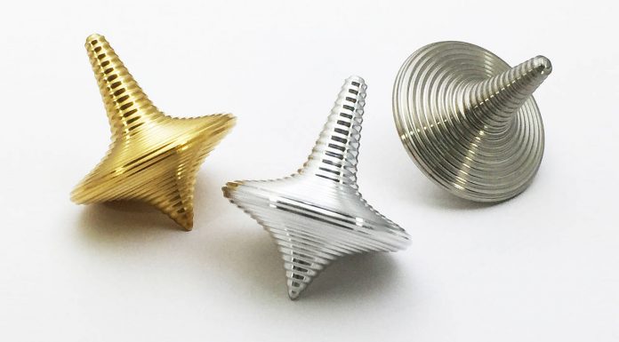 Zen Spinning Top Collection : Photo © ENSSO
