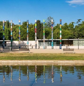 Celebrean el 30 Aniversario del Pabellón Mies van der Rohe : Fotografía © Fundació Mies van der Rohe