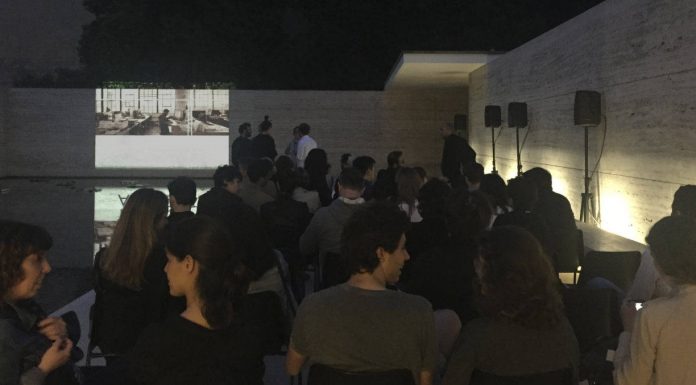Pantalla Pabellón. Ciclo de cine en el Pabellón Mies van der Rohe : Fotografía © Fundació Mies van der Rohe