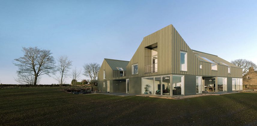 Zinc-House South West View by LJR+H Chartered Architects near Monikie, Angus, Scotland : Photo credit © Mark O'Connor