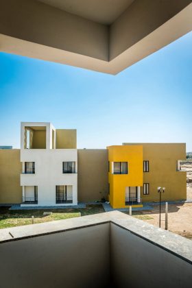 Studios 18 View from the Terrace by Sanjay Puri Architects : Photo credit © Vinesh Gandhi