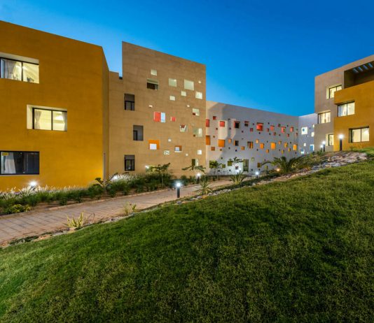 Studios 18 South View - F & D Block by Sanjay Puri Architects : Photo credit © Vinesh Gandhi