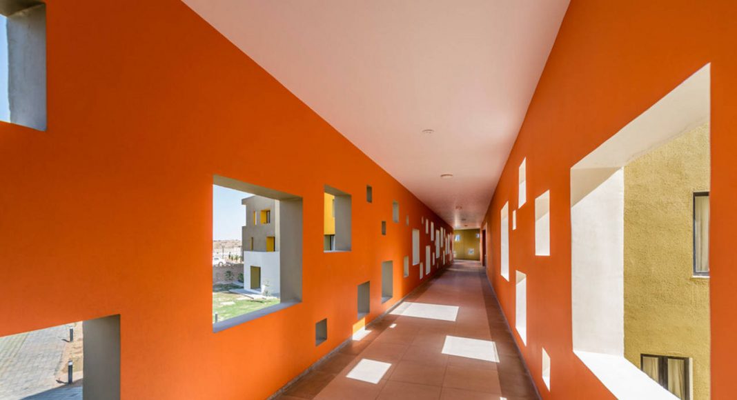 Studios 18 Corridor by Sanjay Puri Architects : Photo credit © Vinesh Gandhi