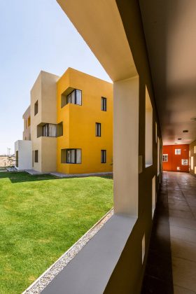 Studios 18 View from the Corridor by Sanjay Puri Architects : Photo credit © Vinesh Gandhi