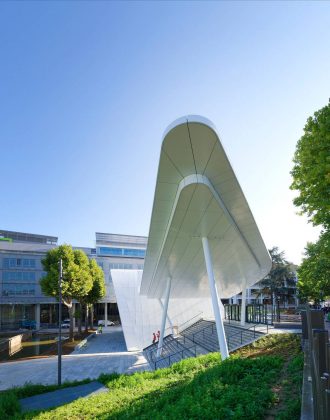 Evergreen campus reception pavilion by Arte Charpentier Architectes : Photo © Augusto Da Silva