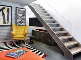 Staircase and TV + Living Room, Lower Ground Floor - Southwood by LLI Design : Photo credit © Alex Maguire