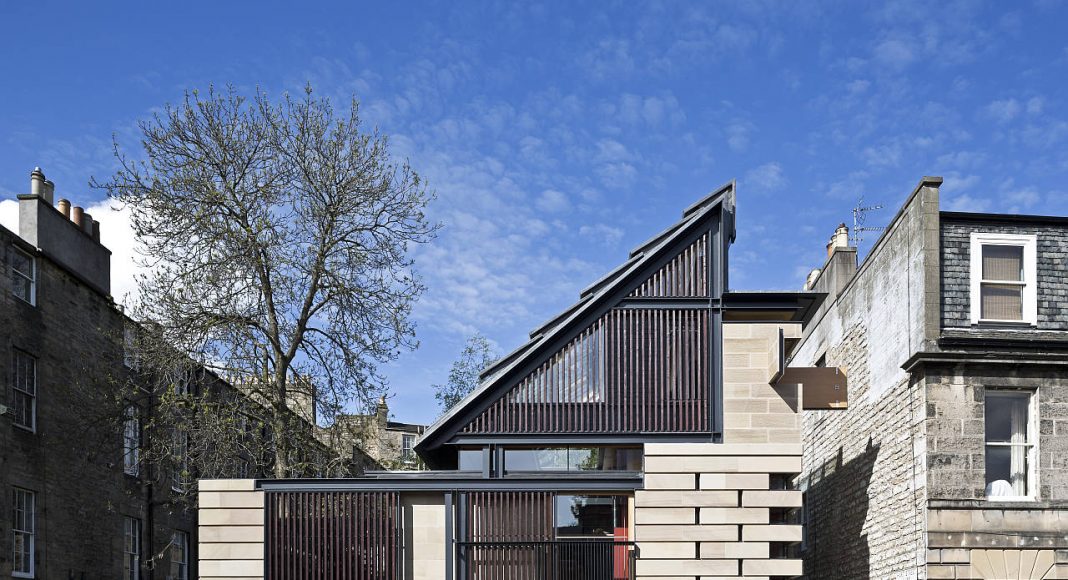 Murphy House by Richard Murphy Architects in Hart Street, Edinburgh, Scotland : Photo credits © Keith Hunter