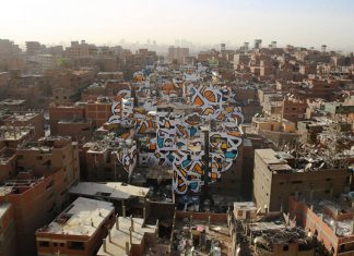 eL Seed: Un proyecto de paz, pintado a lo largo de 50 edificios : Photo © eL Seed, courtesy of TED Conferences LLC