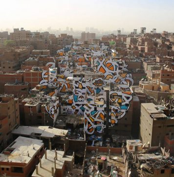 eL Seed: Un proyecto de paz, pintado a lo largo de 50 edificios : Photo © eL Seed, courtesy of TED Conferences LLC