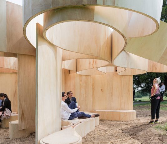 Serpentine Summer House 2016 designed by Barkow Leibinger; (10 June – 9 October) : Photo © Iwan Baan