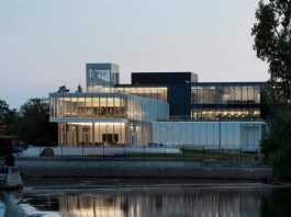 Joliette art Museum designed by Les Architectes FABG : Photo credit © Steve Montpetit