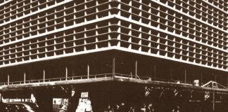 Fotografía cartel: tomada del Libro "La Arquitectura Mexicana del Siglo XX" - © Arq. José Villagrán, Estacionamiento Gante, 1951