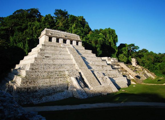 Templo de las Inscripciones. Zona Arqueológica de Palenque : Foto © INAH