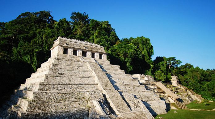 Templo de las Inscripciones. Zona Arqueológica de Palenque : Foto © INAH