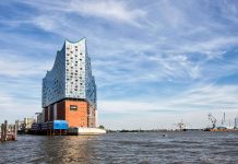 Elbphilharmonie Eestansicht : Photo credit © Thies Raetzke, courtesy of Elbphilharmonie Hamburg