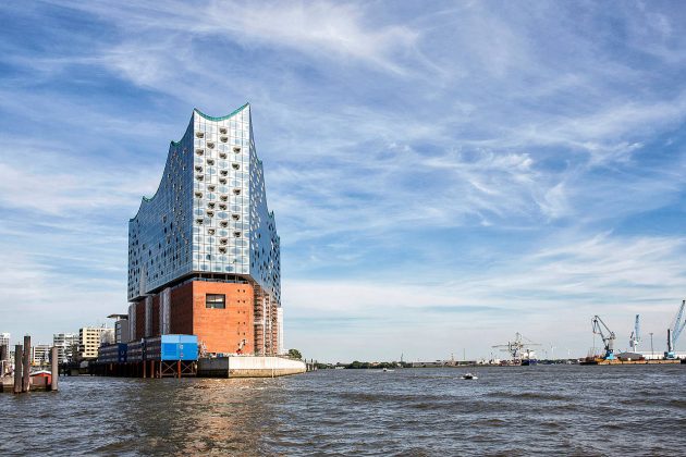 Elbphilharmonie Eestansicht : Photo credit © Thies Raetzke, courtesy of Elbphilharmonie Hamburg