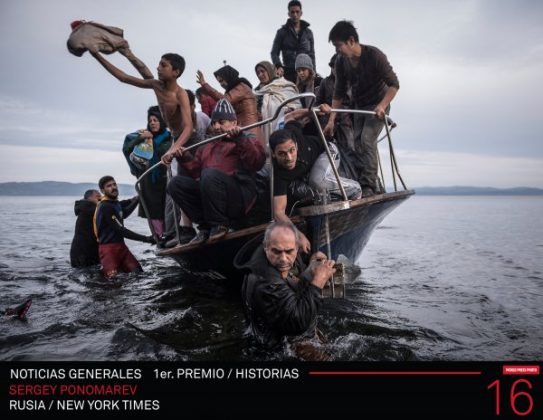 World Press Photo 16 Primer Premio / Historias en la Categoría Noticias Generales : Photo © Sergey Ponomarev de Rusia / New York Times