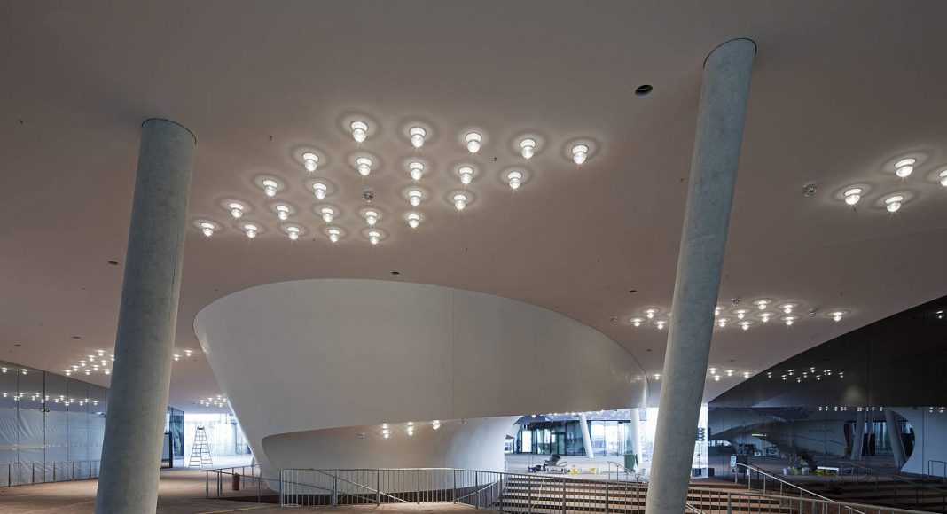 Hamburg Plaza West : Photo credit © Oliver Heissner, courtesy of Elbphilharmonie Hamburg