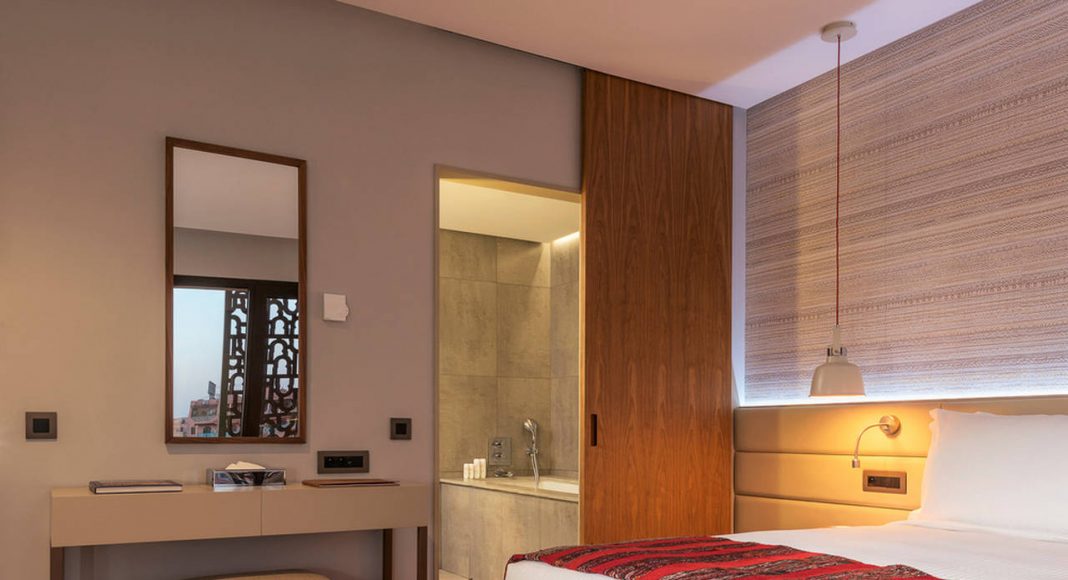 Radisson Blu Marrakech Junior Suite Bedroom : Photo credit © Atelier Pod