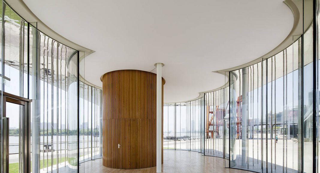 The Cloud Pavilion in Shanghai by Schmidt Hammer Lassen Architects : Photo credit © Peter Dixie