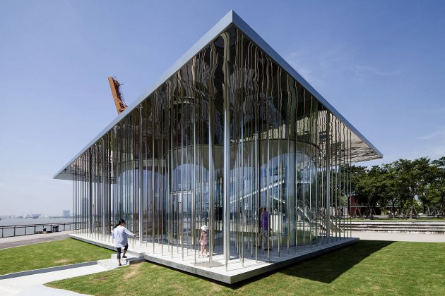 The Cloud Pavilion in Shanghai by Schmidt Hammer Lassen Architects : Photo credit © Peter Dixie